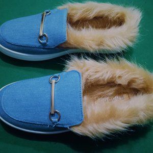 BAMBOO'S WOMEN'S BLUE DENIM MULES with FAUX FUR TAN INSOLE ROUND TOE SIZE 7